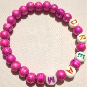 NWT- Handcrafted Pink inspirational Bracelet That Says (Dream)